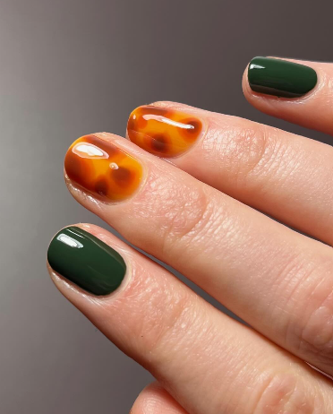 Forest Amber March Nail Ideas