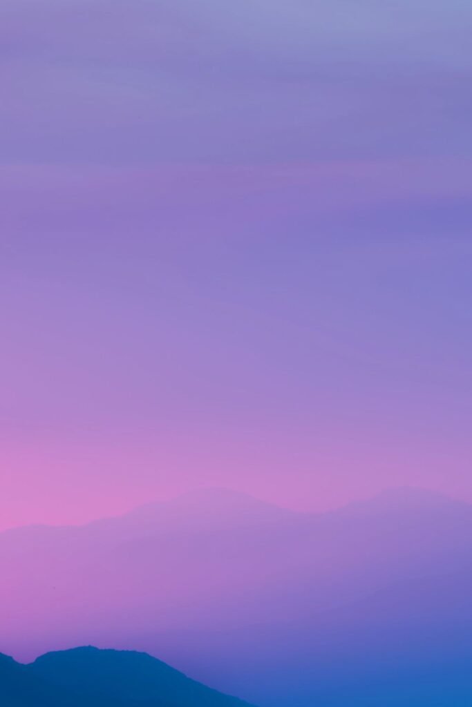 purple icon wallpaper for iOS