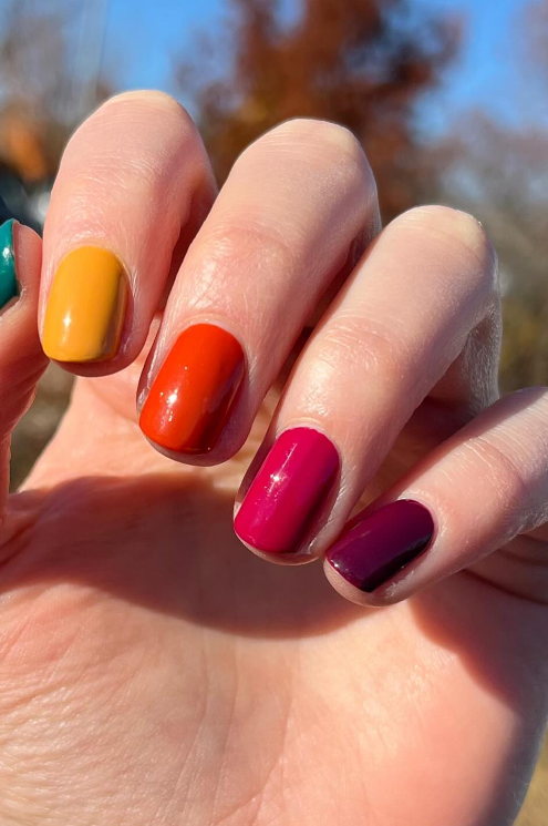 Sunset Spectrum Nails